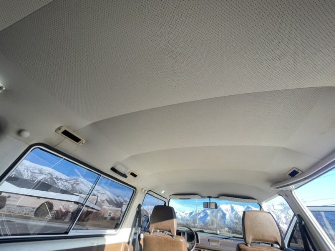 Volkswagen-Vanagon-1982-11