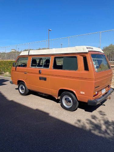 Volkswagen-Vanagon-1982-Brown-17