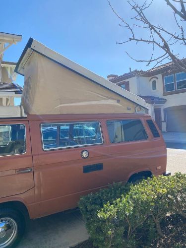 Volkswagen-Vanagon-1982-Brown-2