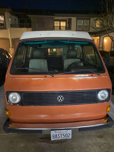 Volkswagen-Vanagon-1982-Brown-7