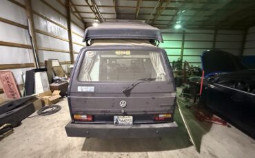 Volkswagen-Vanagon-1991-1