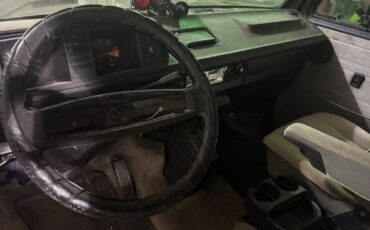Volkswagen-Vanagon-1991-11