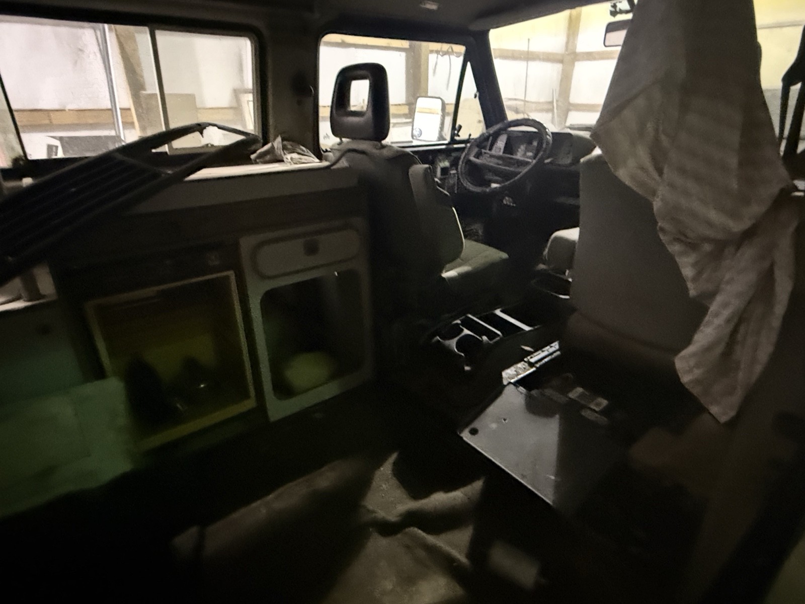 Volkswagen-Vanagon-1991-17