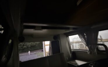 Volkswagen-Vanagon-1991-19