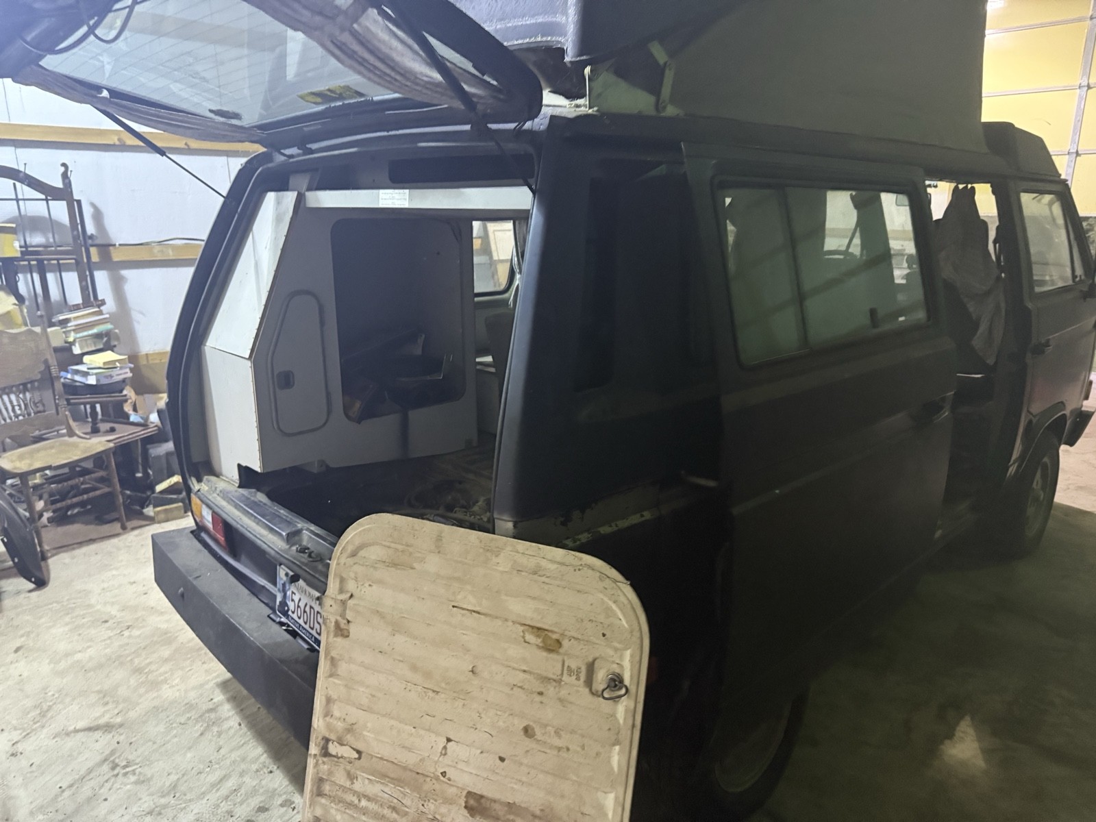 Volkswagen-Vanagon-1991-33