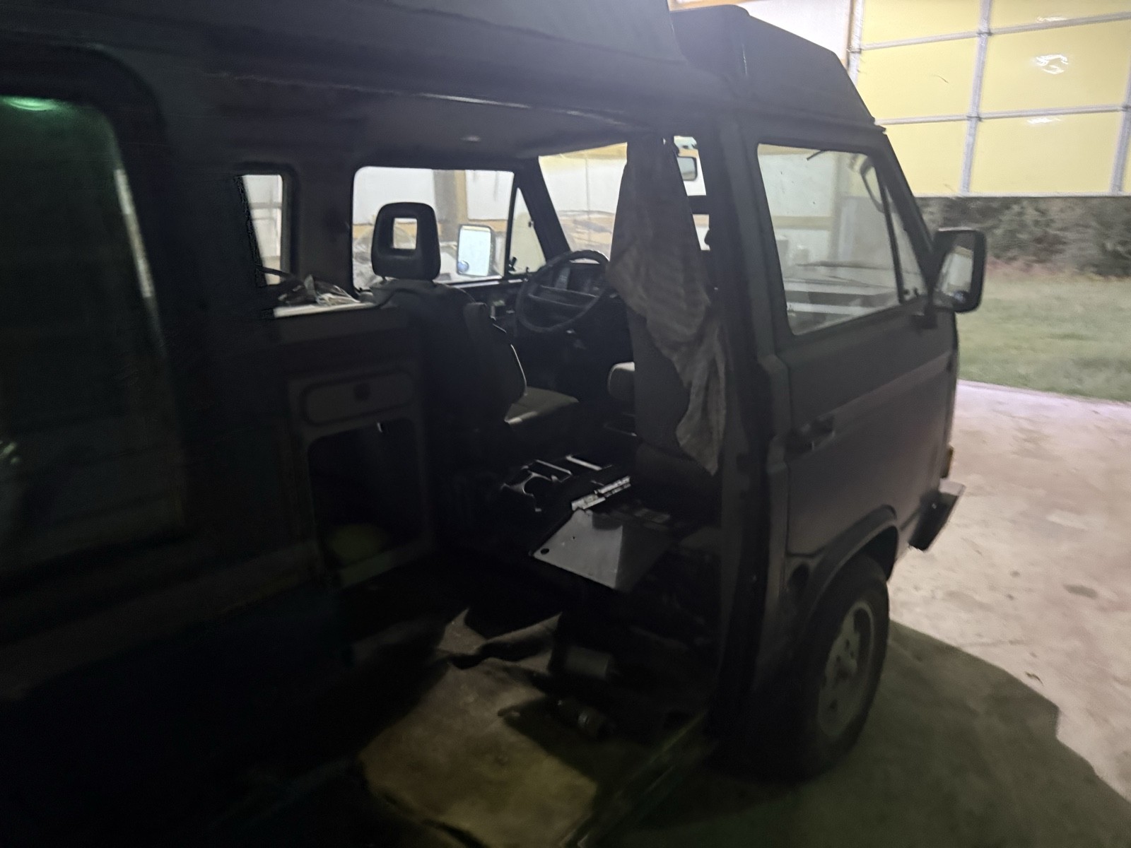 Volkswagen-Vanagon-1991-4