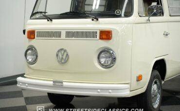 Volkswagen-Westfalia-Camper-1973-Van-18