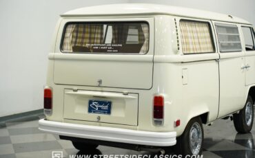 Volkswagen-Westfalia-Camper-1973-Van-25
