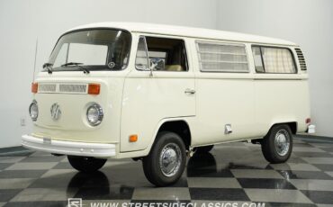 Volkswagen-Westfalia-Camper-1973-Van-5