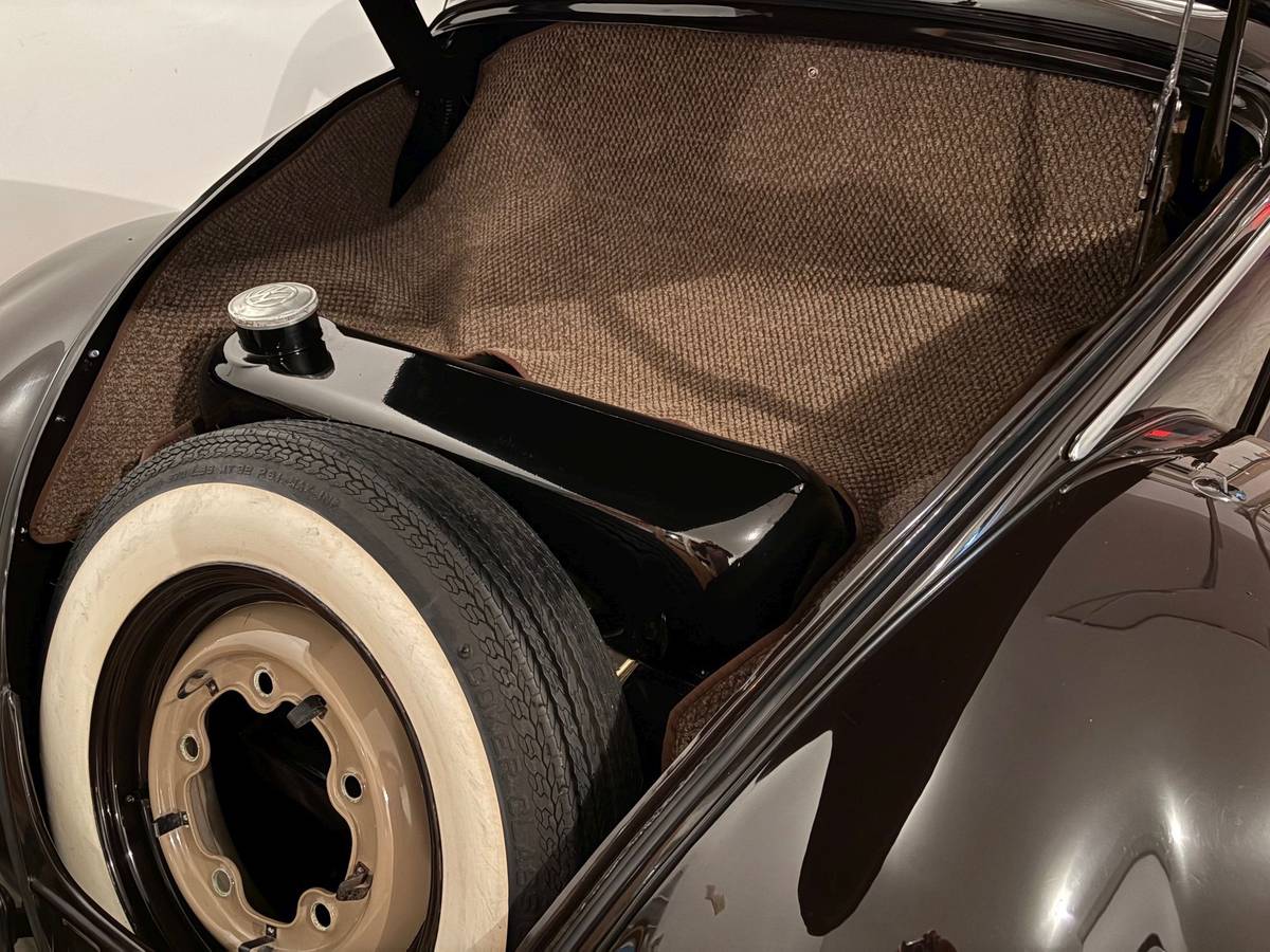 Volkswagen-beetle-1952-2