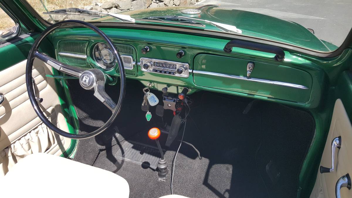 Volkswagen-beetle-1965-green-7