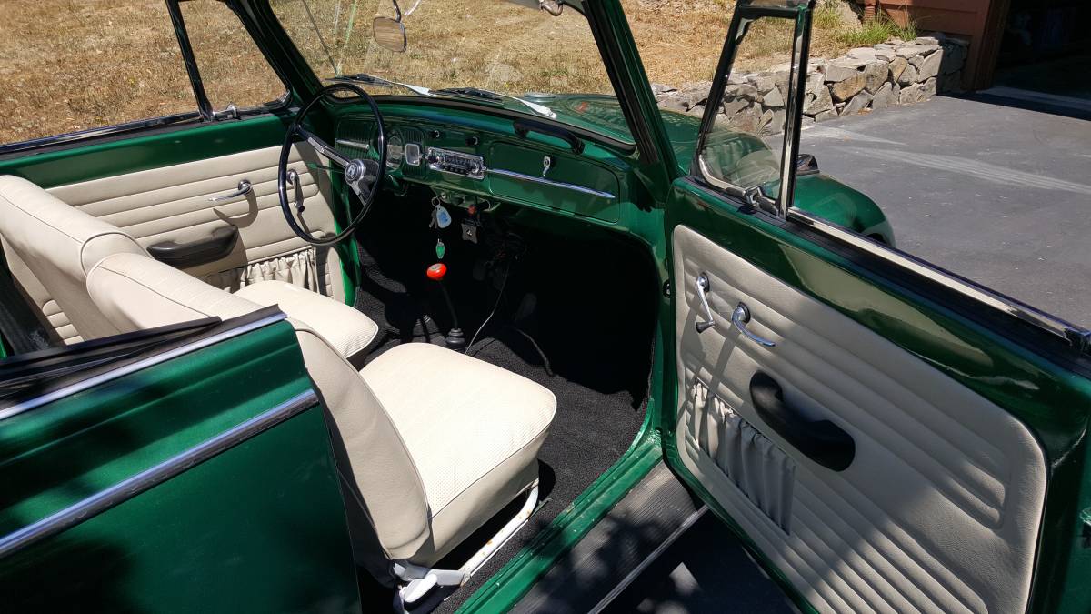 Volkswagen-beetle-1965-green-9