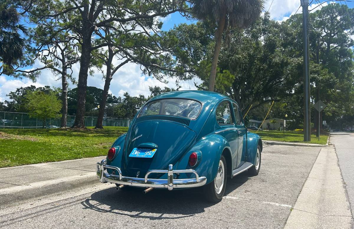 Volkswagen-beetle-1966-blue-4