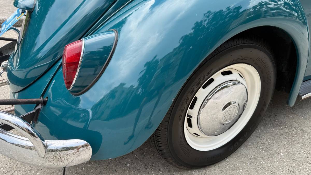 Volkswagen-beetle-1966-blue-5