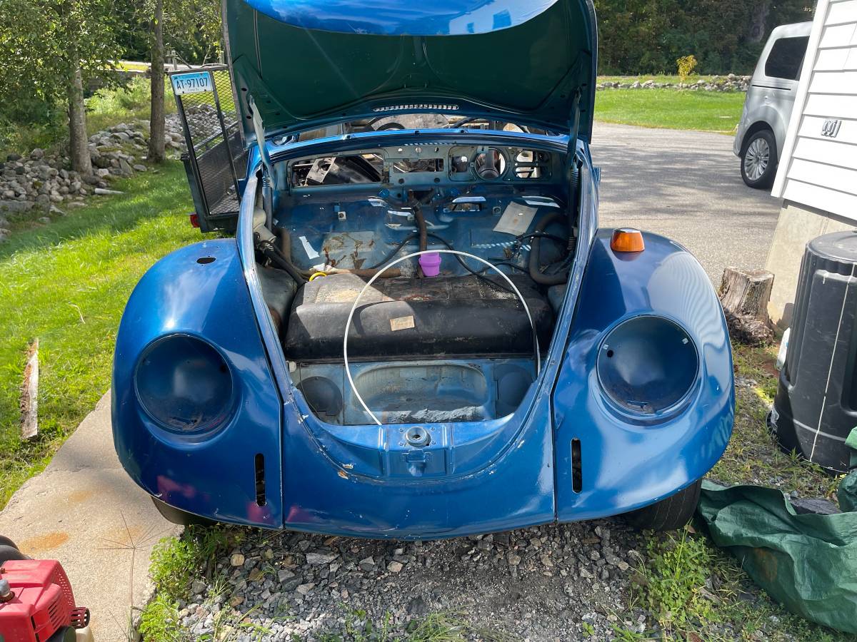 Volkswagen-beetle-1968-blue-10