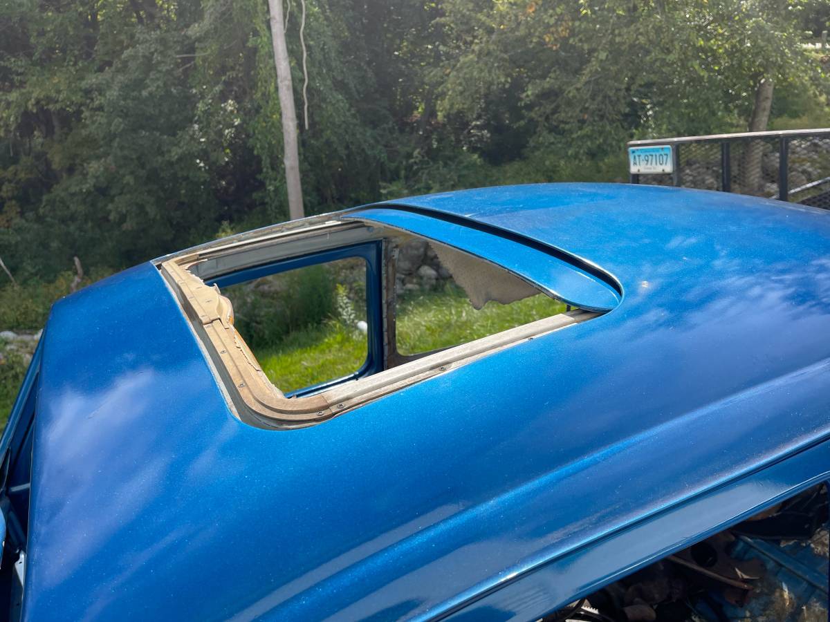 Volkswagen-beetle-1968-blue-16