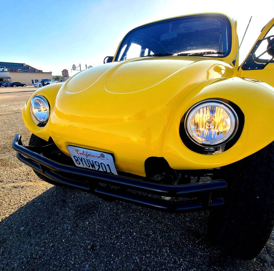 Volkswagen-beetle-1971-yellow-23