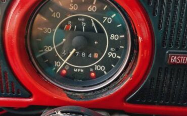 Volkswagen-beetle-1973-red-5