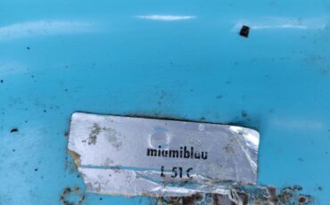 Volkswagen-beetle-1975-blue-17