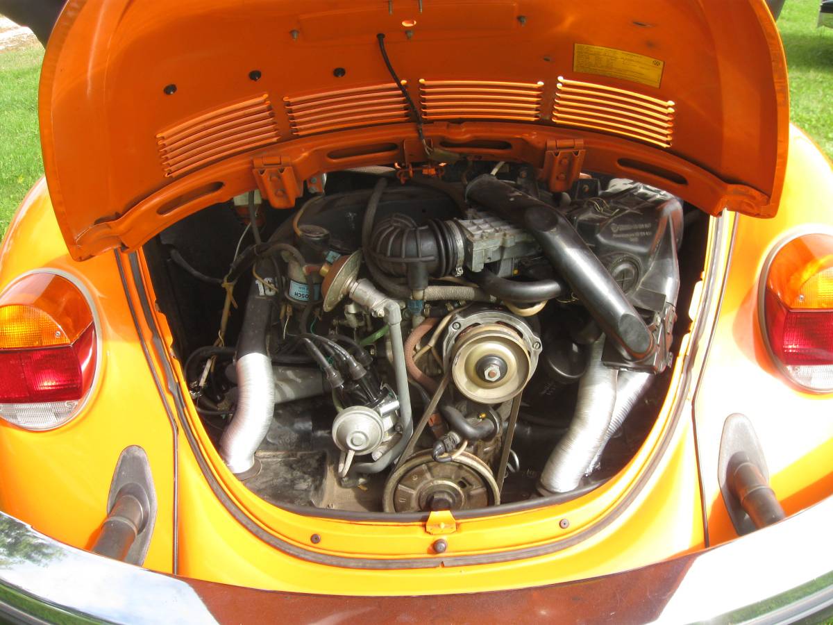 Volkswagen-beetle-1976-orange-4