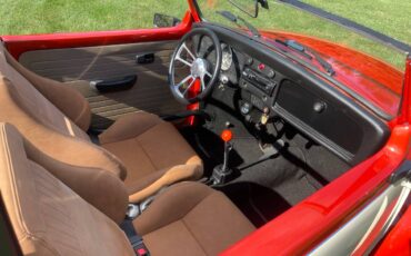 Volkswagen-beetle-convertible-1971-custom-11