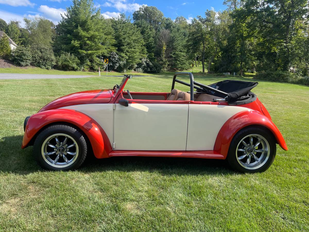 Volkswagen-beetle-convertible-1971-custom-5