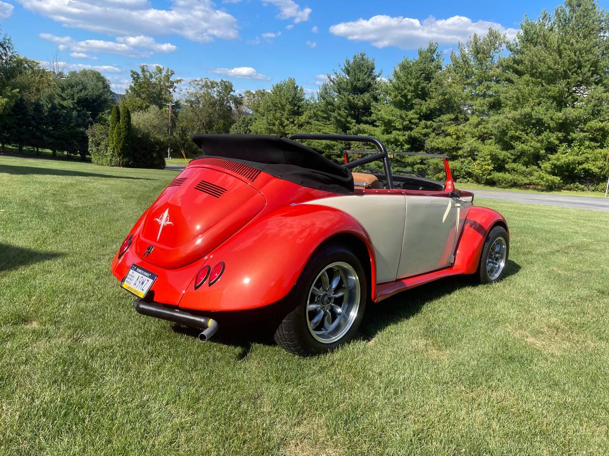 Volkswagen-beetle-convertible-1971-custom-8