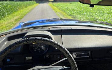 Volkswagen-beetle-convertible-1977-blue-4