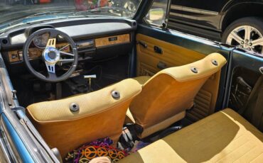 Volkswagen-beetle-convertible.-1978-blue-4