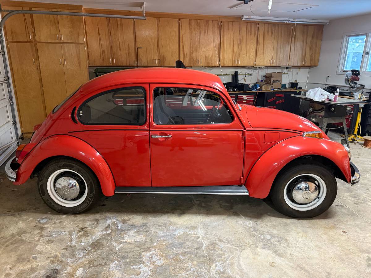 Volkswagen-beetle-gls-1972-red-1