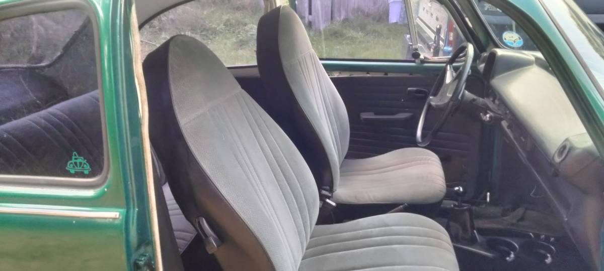 Volkswagen-bug-1973-green-12