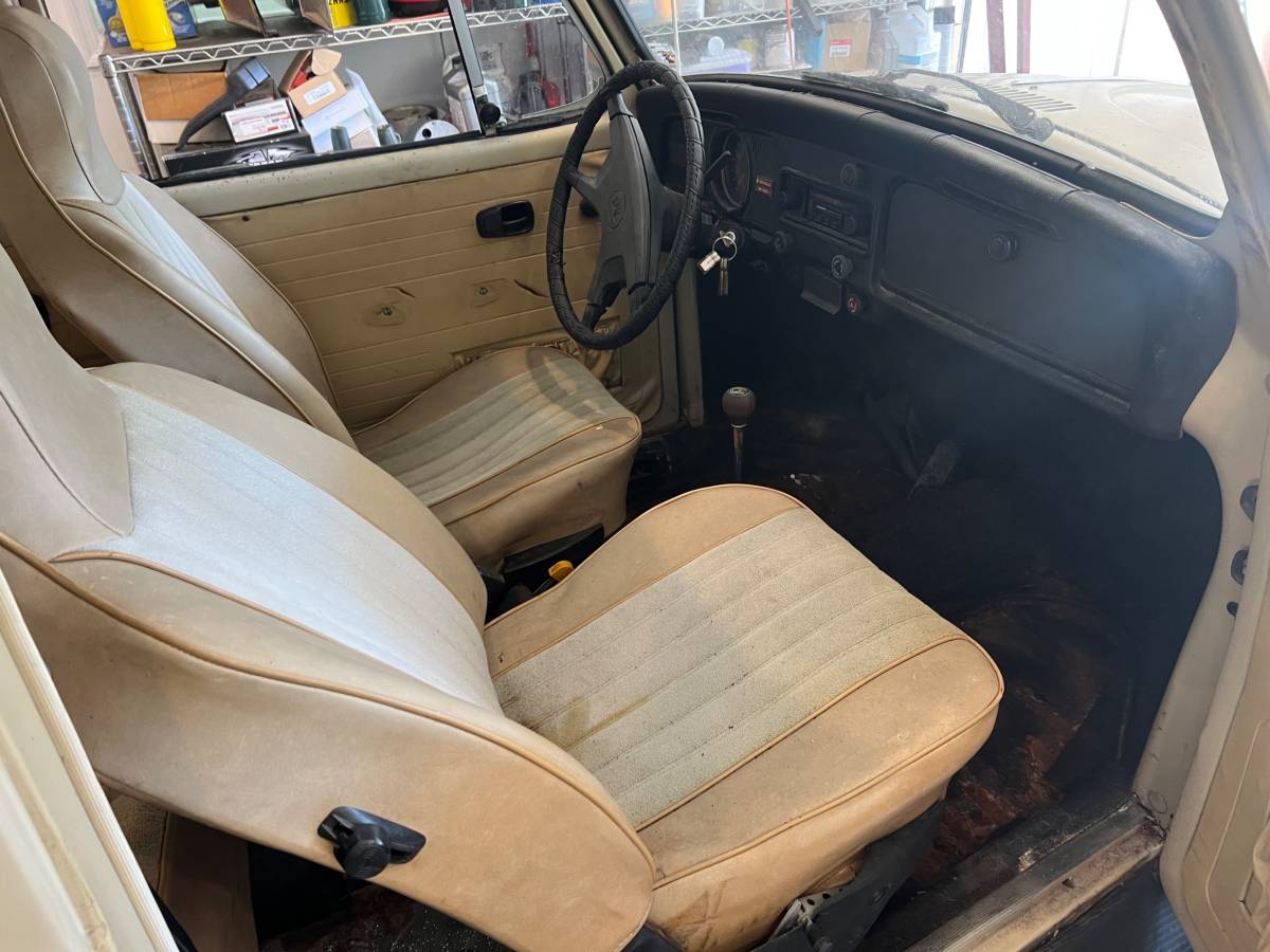 Volkswagen-bug-1974-brown-8