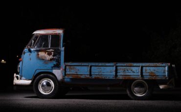 Volkswagen-bus-1959-blue-10