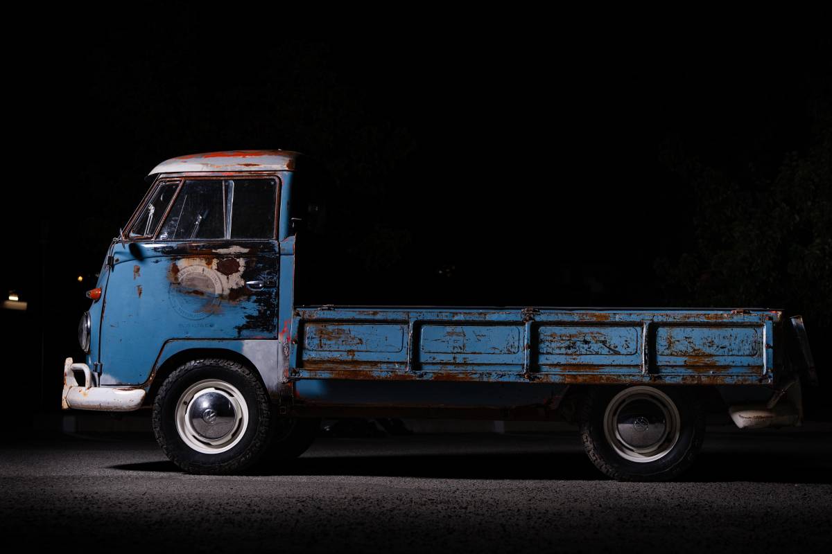 Volkswagen-bus-1959-blue-10