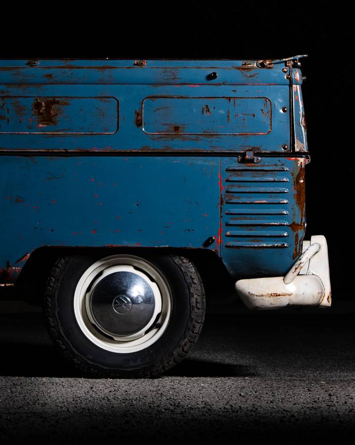 Volkswagen-bus-1959-blue-12