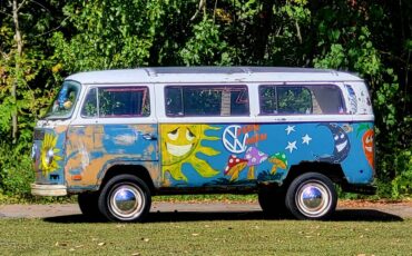Volkswagen-bus-1969-18
