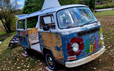 Volkswagen-bus-1969-19