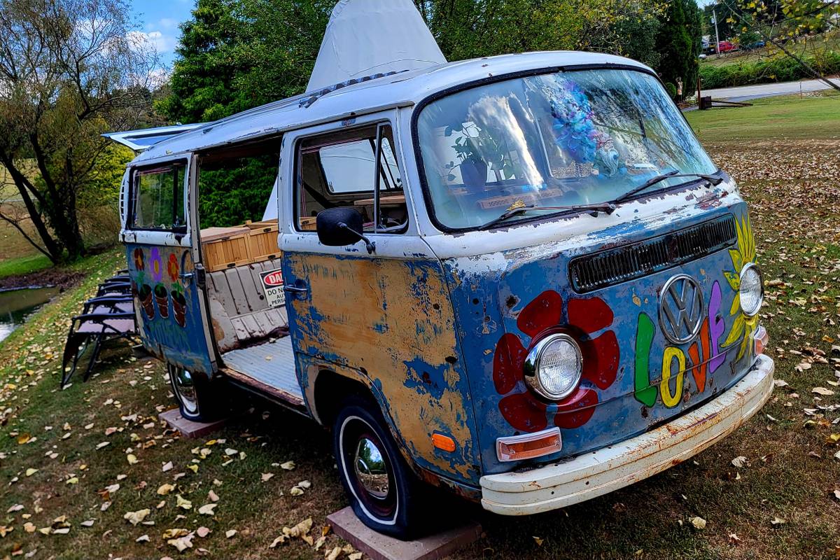 Volkswagen-bus-1969-19