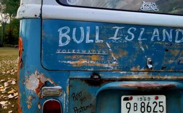Volkswagen-bus-1969-5