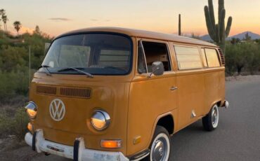 Volkswagen-bus-1972-1