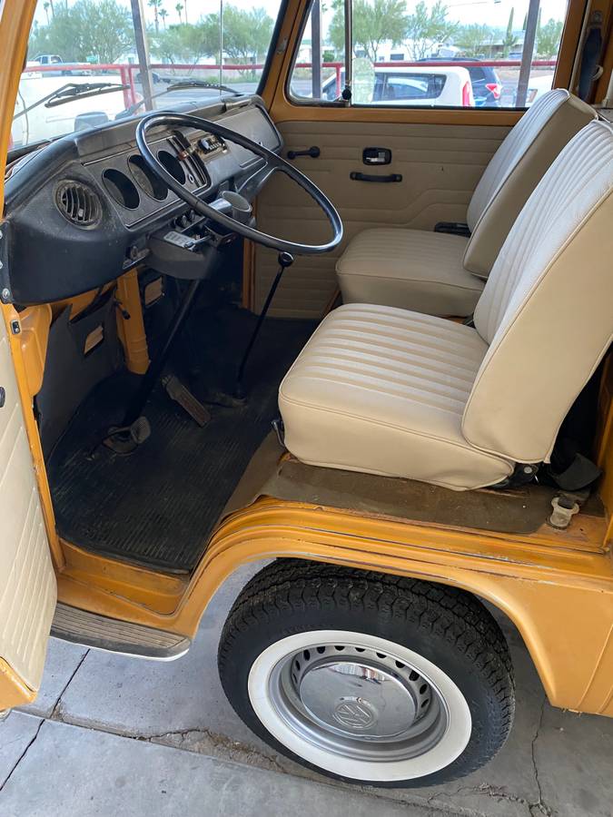 Volkswagen-bus-1972-7