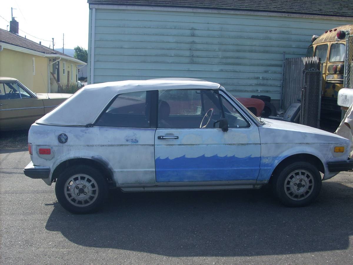 Volkswagen-cabrio-1981-18