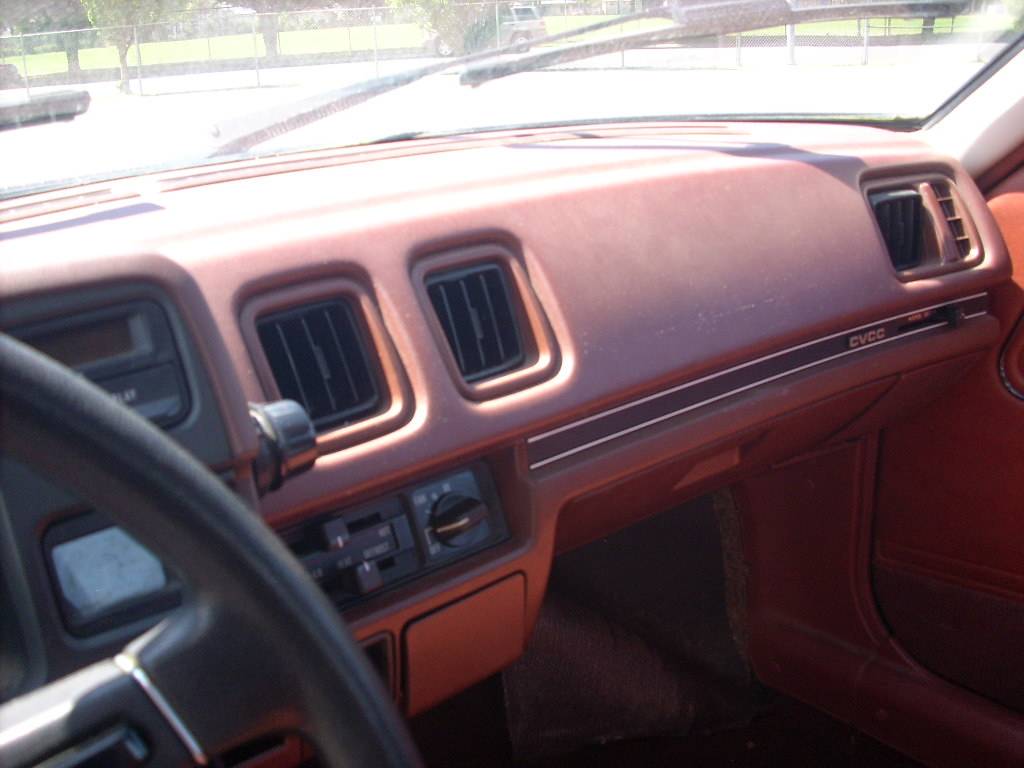 Volkswagen-cabrio-1981-6