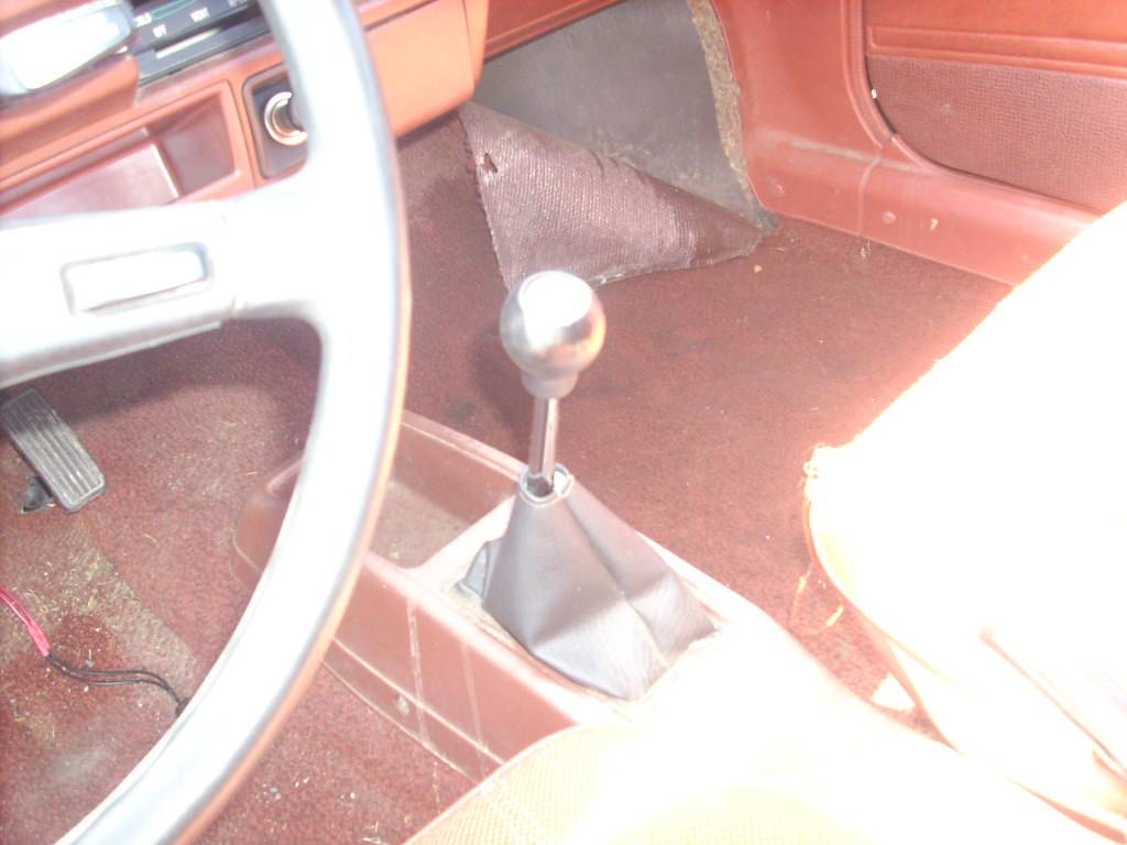 Volkswagen-cabrio-1981-8