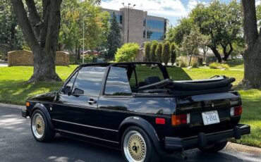Volkswagen-cabriolet-1984-black-2