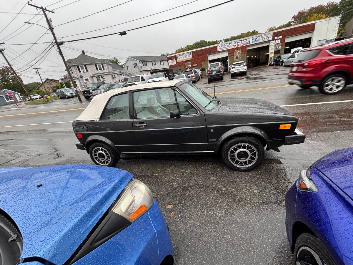 Volkswagen-cabriolet-1987-grey-2