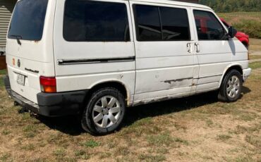 Volkswagen-eurovan-1993-white-2