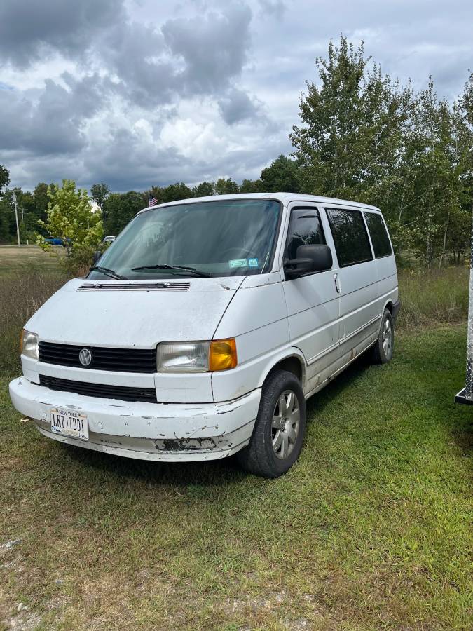 Volkswagen-eurovan-1993-white