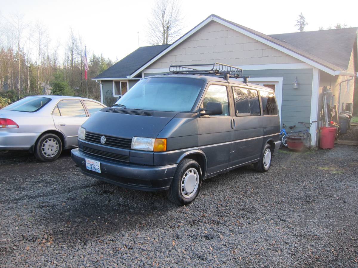 Volkswagen-eurovan-mv-camper-1993-blue-2