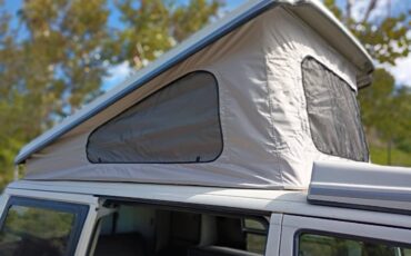 Volkswagen-eurovan-panel-van-1995-white